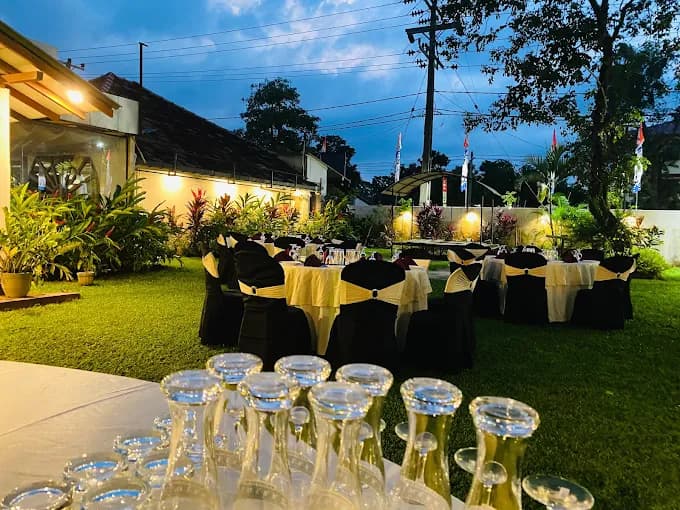 weddings-1779990512534-68