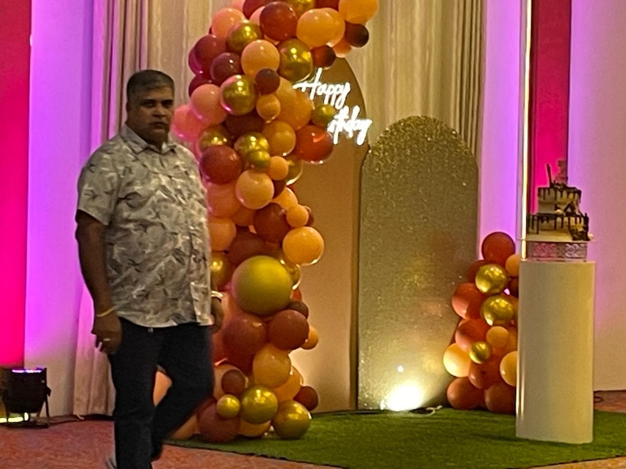 weddings-1779990512648-124